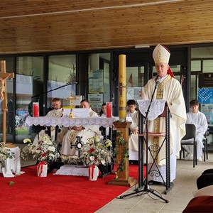 Homilija nadbiskupa Kutleše na podjeljivanju sv. potvrde u Župi Rođenja Isusova, Zagreb-Kajzerica